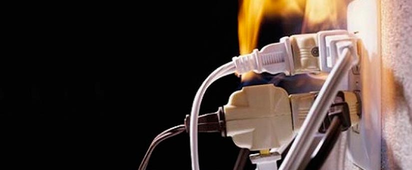 ¡Cuidado! Conoce y evita los riesgos eléctricos a donde quiera que vayas